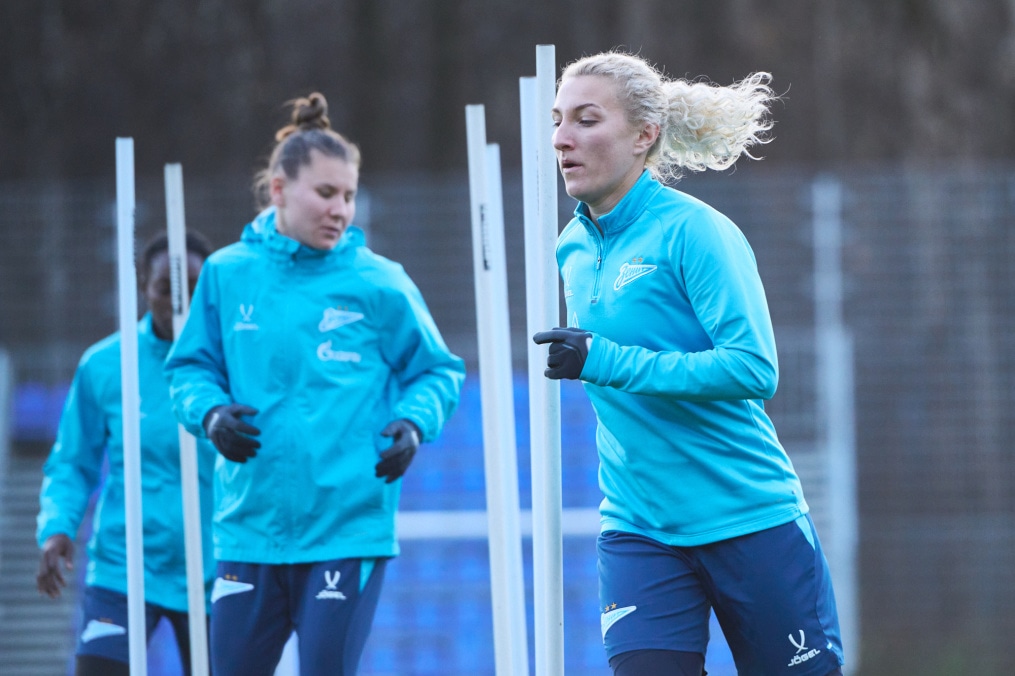 Тренировка женской команды «Зенит» перед матчем с ЦСКА