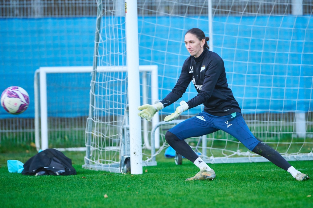 Тренировка женской команды «Зенит» перед матчем с ЦСКА