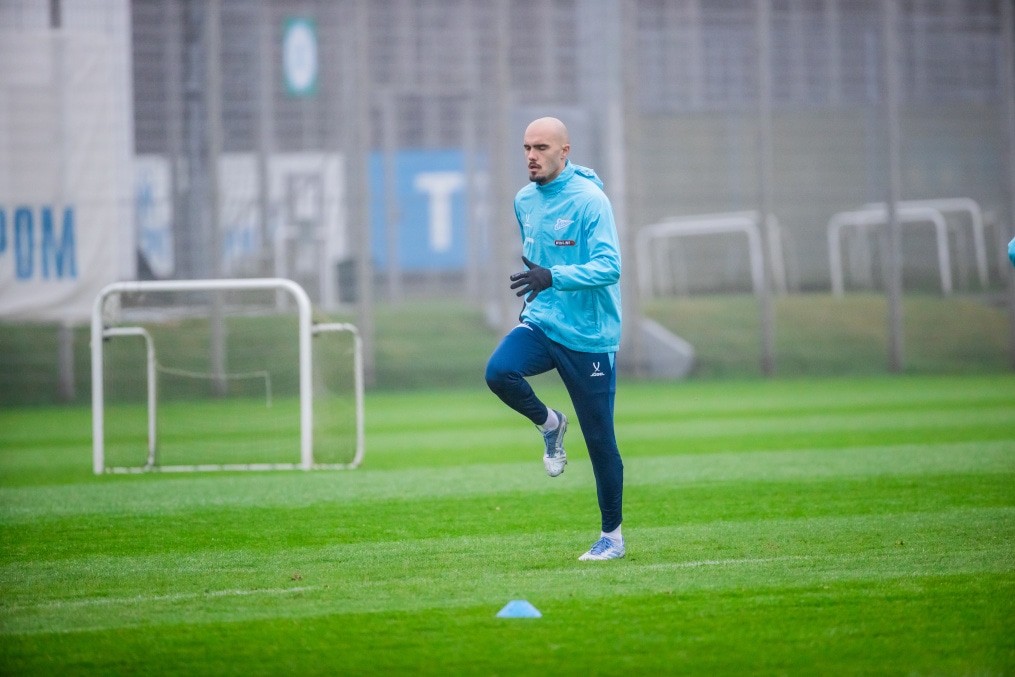 Тренировка основного состава «Зенита» перед матчем с «Крыльями Советов»