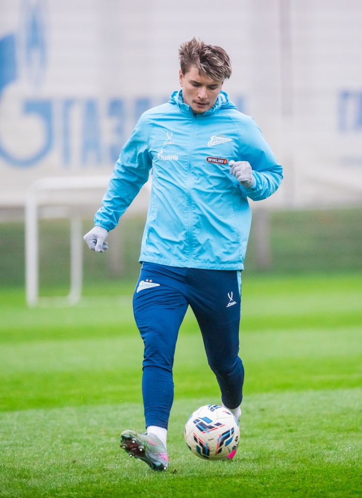 Тренировка основного состава «Зенита» перед матчем с «Крыльями Советов»