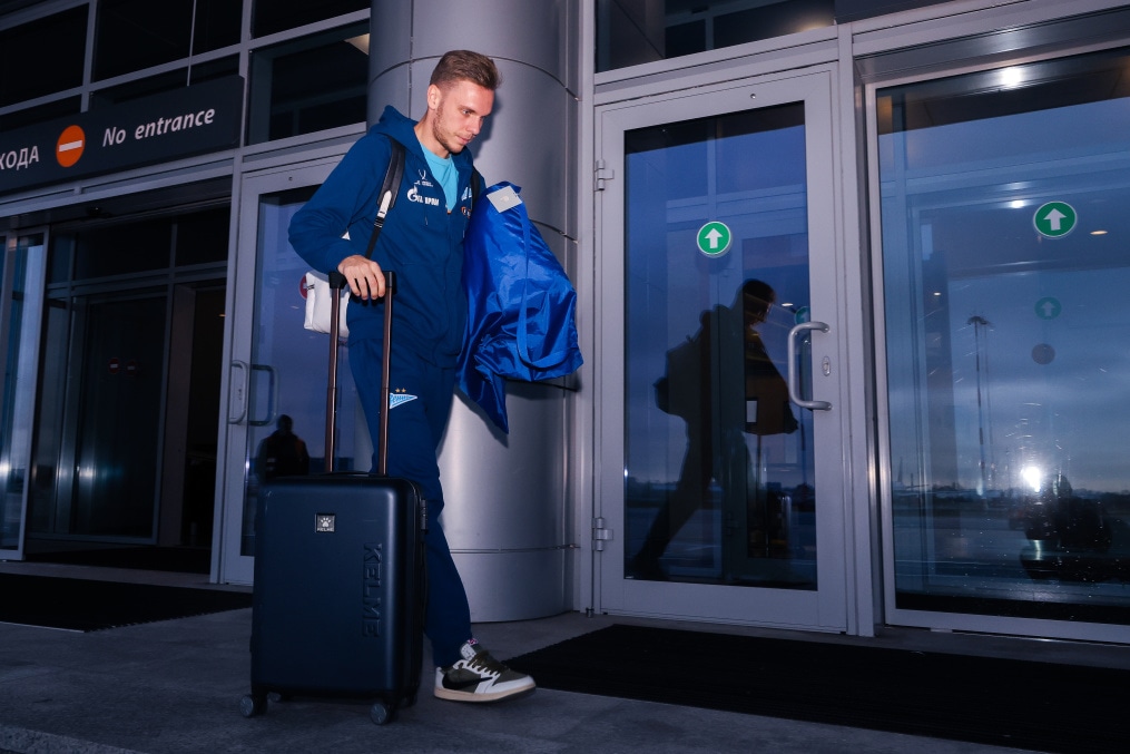 Вылет команды на матч с ФК «Крылья Советов»