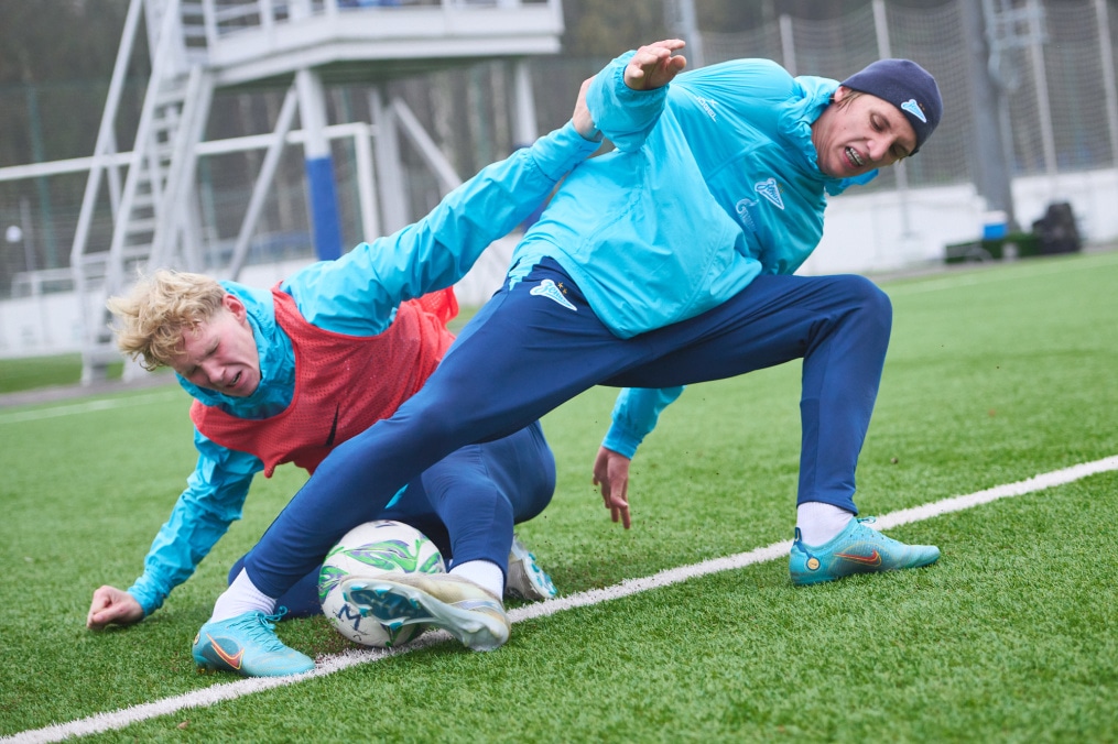 Тренировка «Зенита»-м перед товарищеским матчем с «Зенитом»-2