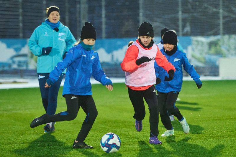 Совместная тренировка Анастасии Поздеевой и Вероники Куропаткиной с командой U-13