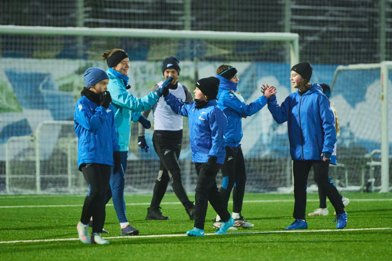 Совместная тренировка Анастасии Поздеевой и Вероники Куропаткиной с командой U-13