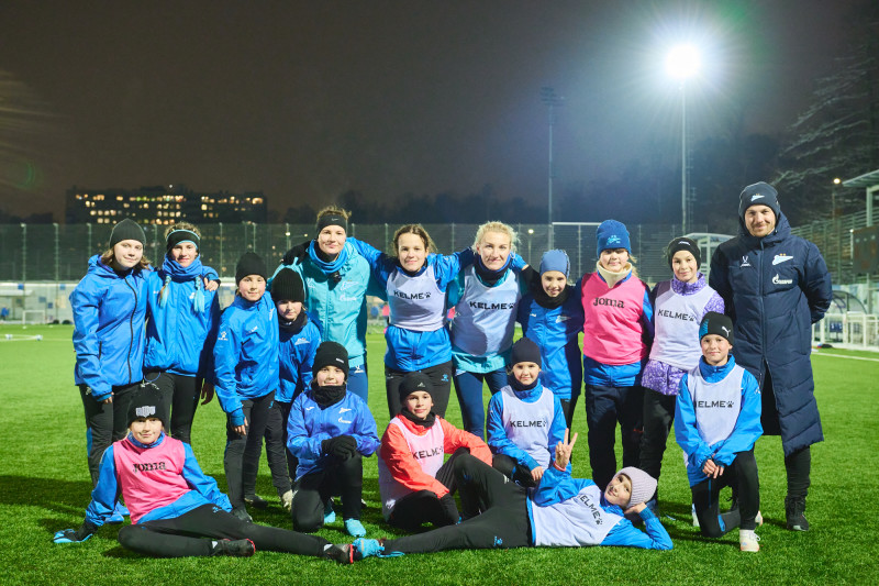 Совместная тренировка Анастасии Поздеевой и Вероники Куропаткиной с командой U-13