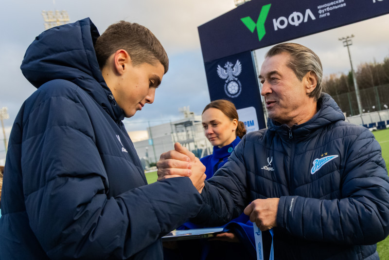 Награждение «Зенита» U-17 по итогам сезона 2025 ЮФЛ-2