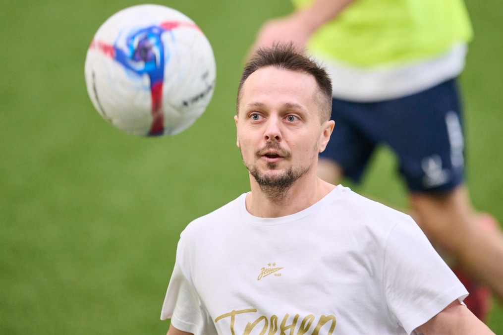 Выпускной в «Газпром»-Академии: матч между тренерами и выпускниками