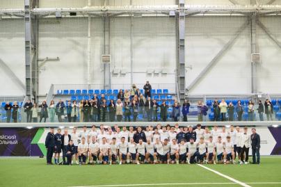 Выпускной в «Газпром»-Академии: матч между тренерами и выпускниками