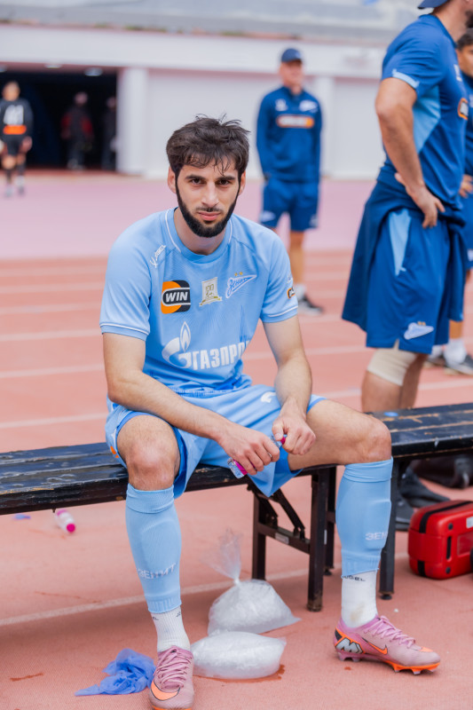 Зимние «Газпром» — тренировочные сборы 2026. Товарищеский матч «Зенит» — «Шанхай Порт»