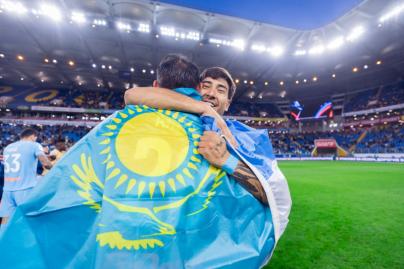 Церемония награждения медалями и Кубком чемпионов после матча «Ростов» — «Зенит»