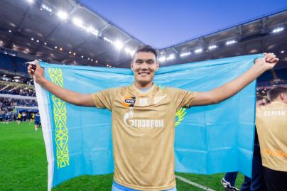 Церемония награждения медалями и Кубком чемпионов после матча «Ростов» — «Зенит»