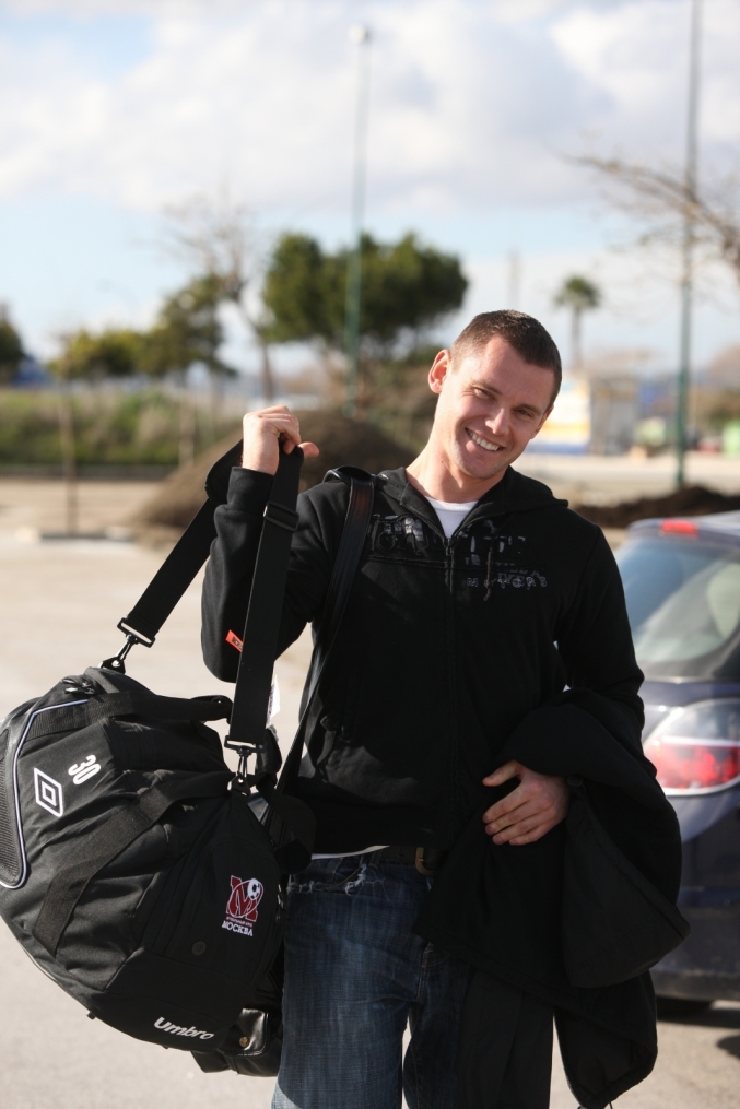 Первый день в команде нового вратаря  Юрия Жевнова