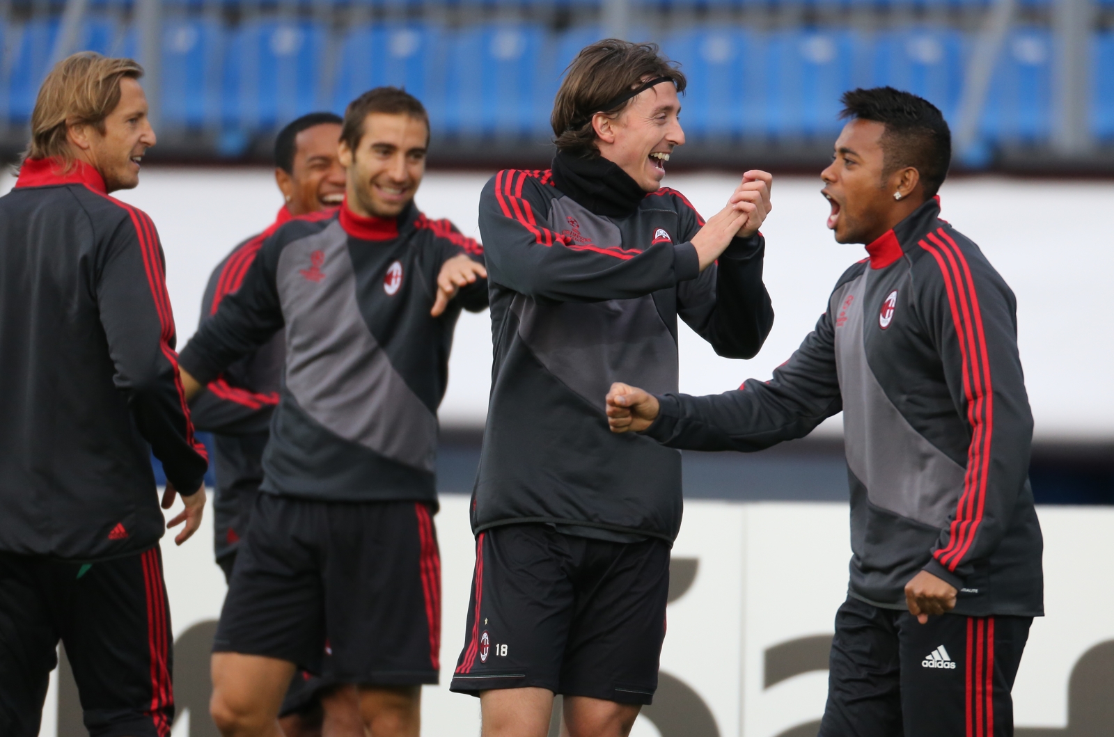 Тренировка ФК «Милан» перед матчем Лиги Чемпионов УЕФА ФК «Зенит» — ФК «Милан»