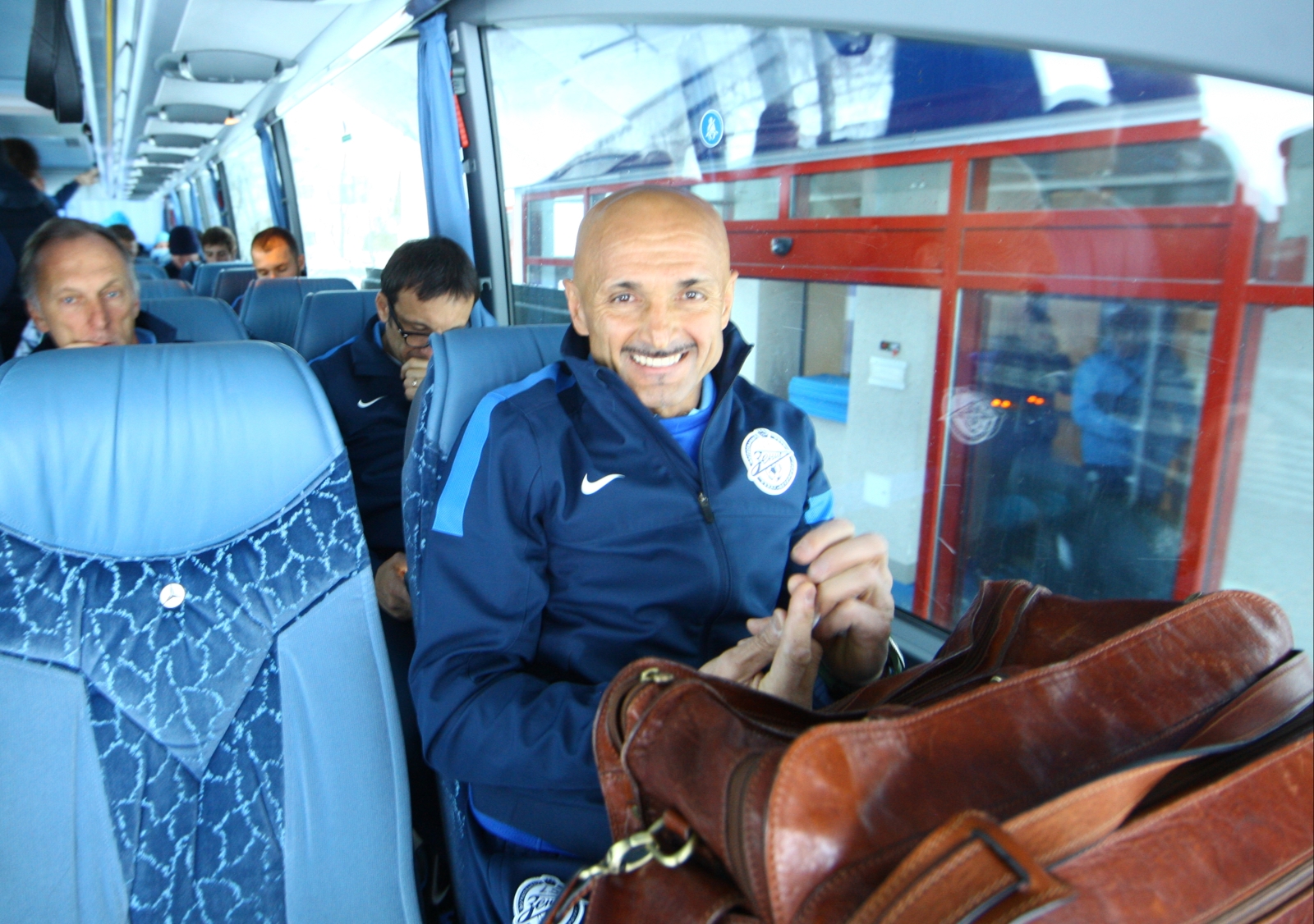 Отъезд команды на матч  «Зенит» — «Ливерпуль»