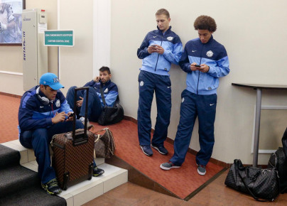 Вылет команды на матч «Зенит» — «Ливерпуль»