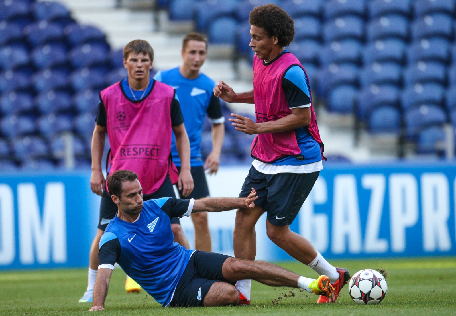 Тренировка «Зенита» перед матчем «Пасуш де Феррейра» — «Зенит».