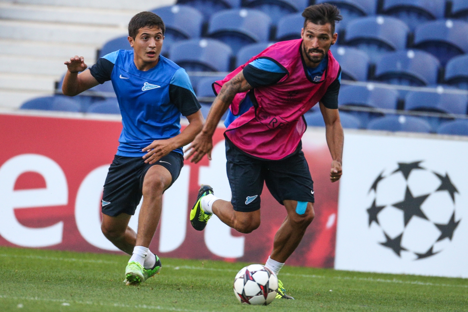 Тренировка «Зенита» перед матчем «Пасуш де Феррейра» — «Зенит».