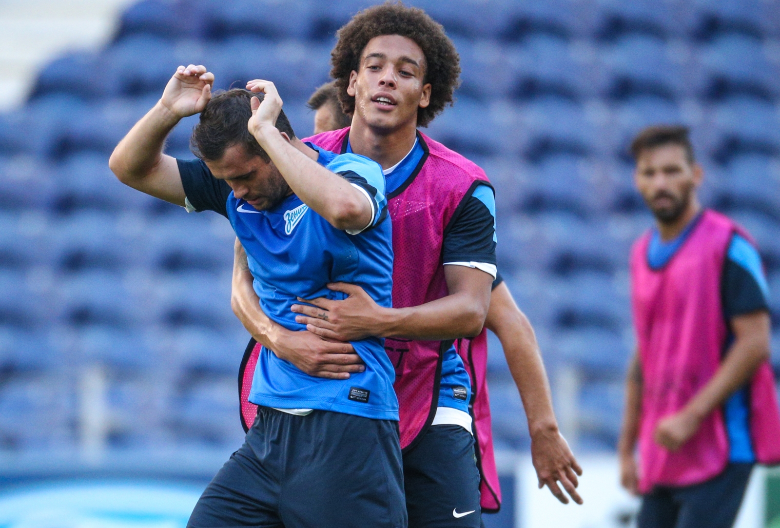 Тренировка «Зенита» перед матчем «Пасуш де Феррейра» — «Зенит».