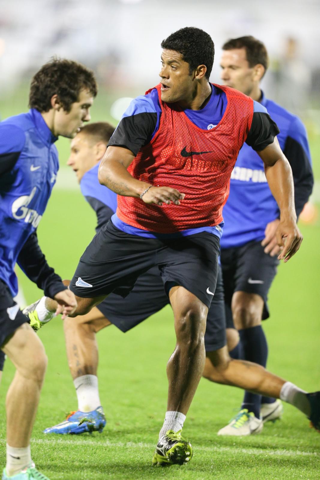 Зимние сборы «Зенита» в Дохе, вечерняя тренировка