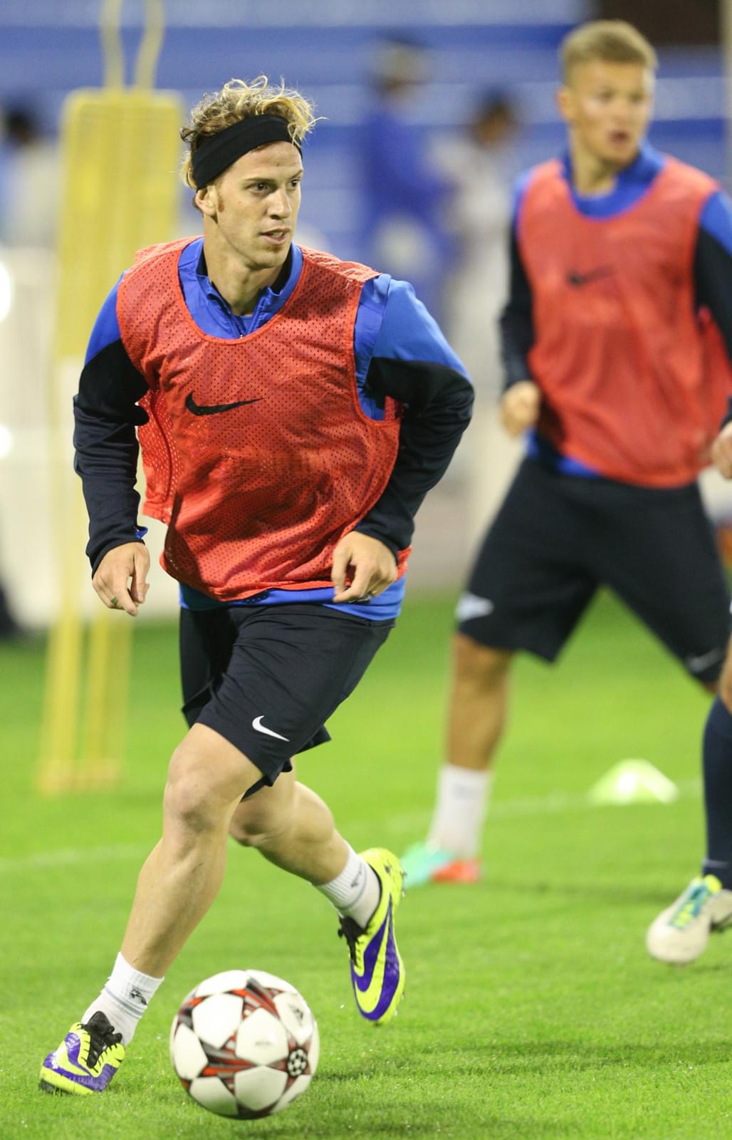 Зимние сборы «Зенита» в Дохе, вечерняя тренировка