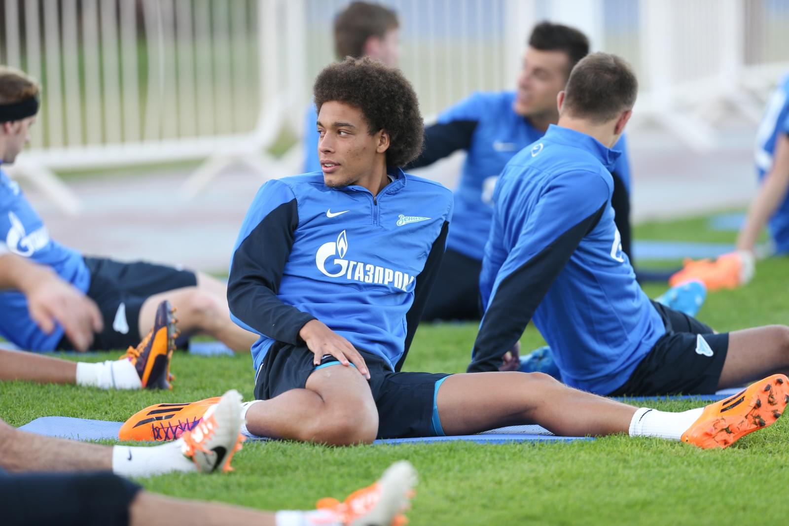 Зимние сборы «Зенита» в Дохе, вечерняя тренировка