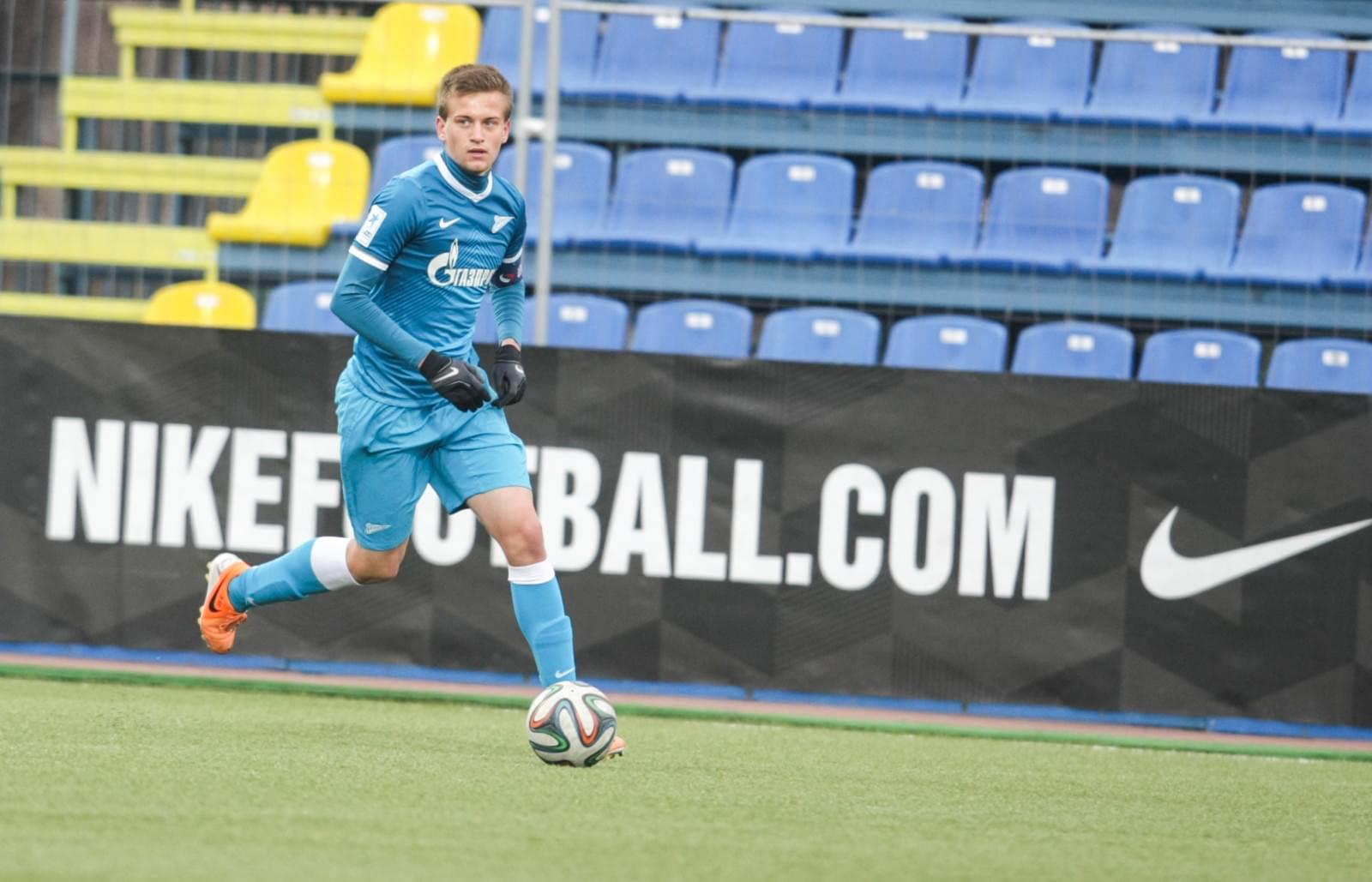 Первенство России среди молодежных команд «Зенит» — «Томь»