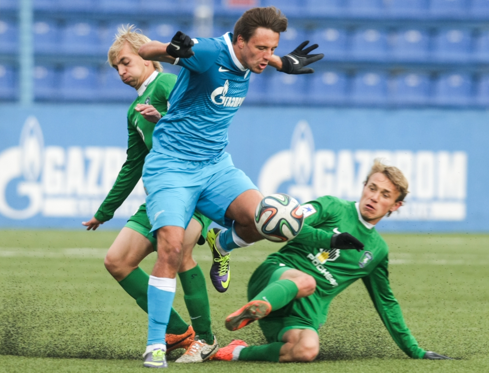 Первенство России среди молодежных команд «Зенит» — «Томь»