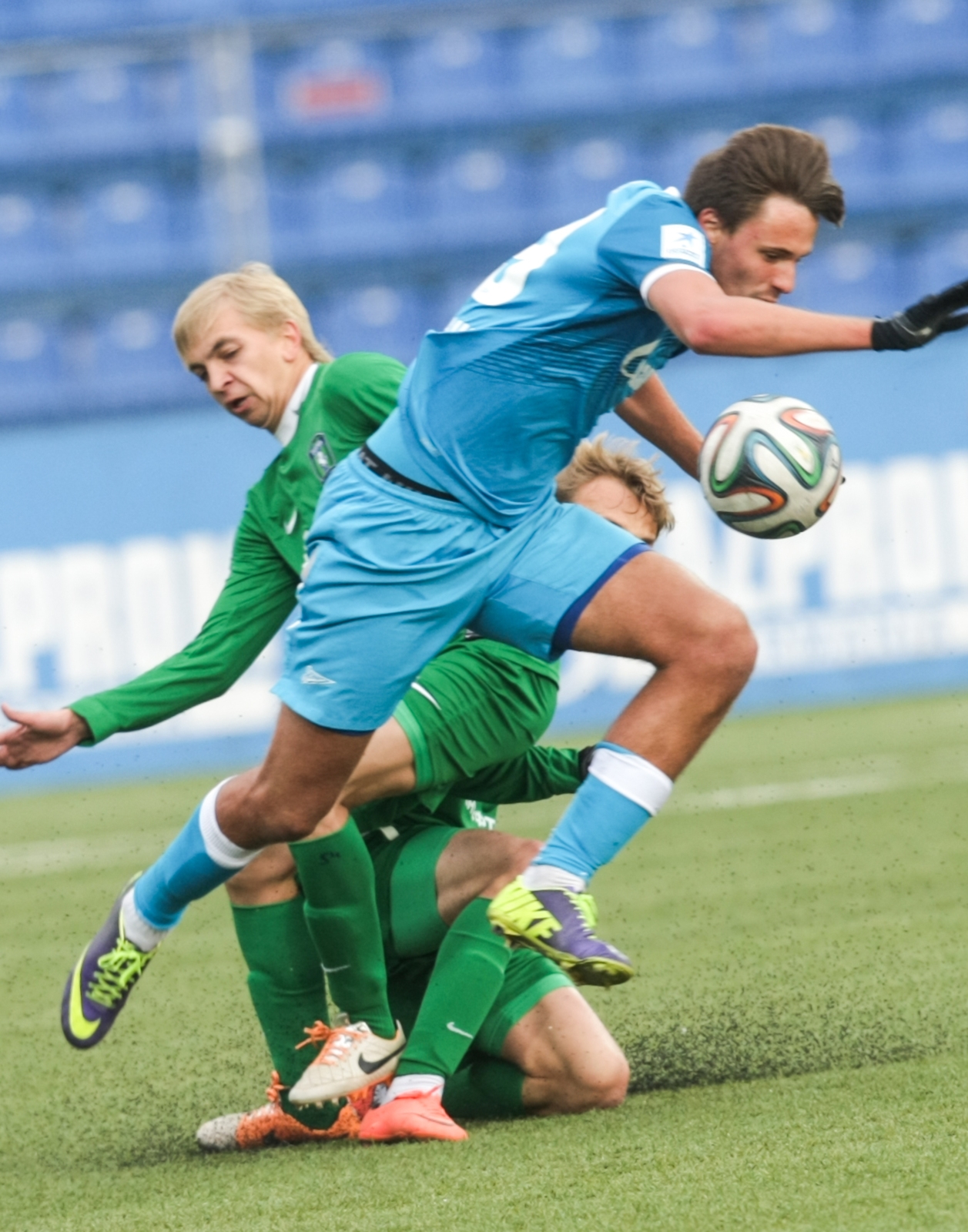 Первенство России среди молодежных команд «Зенит» — «Томь»