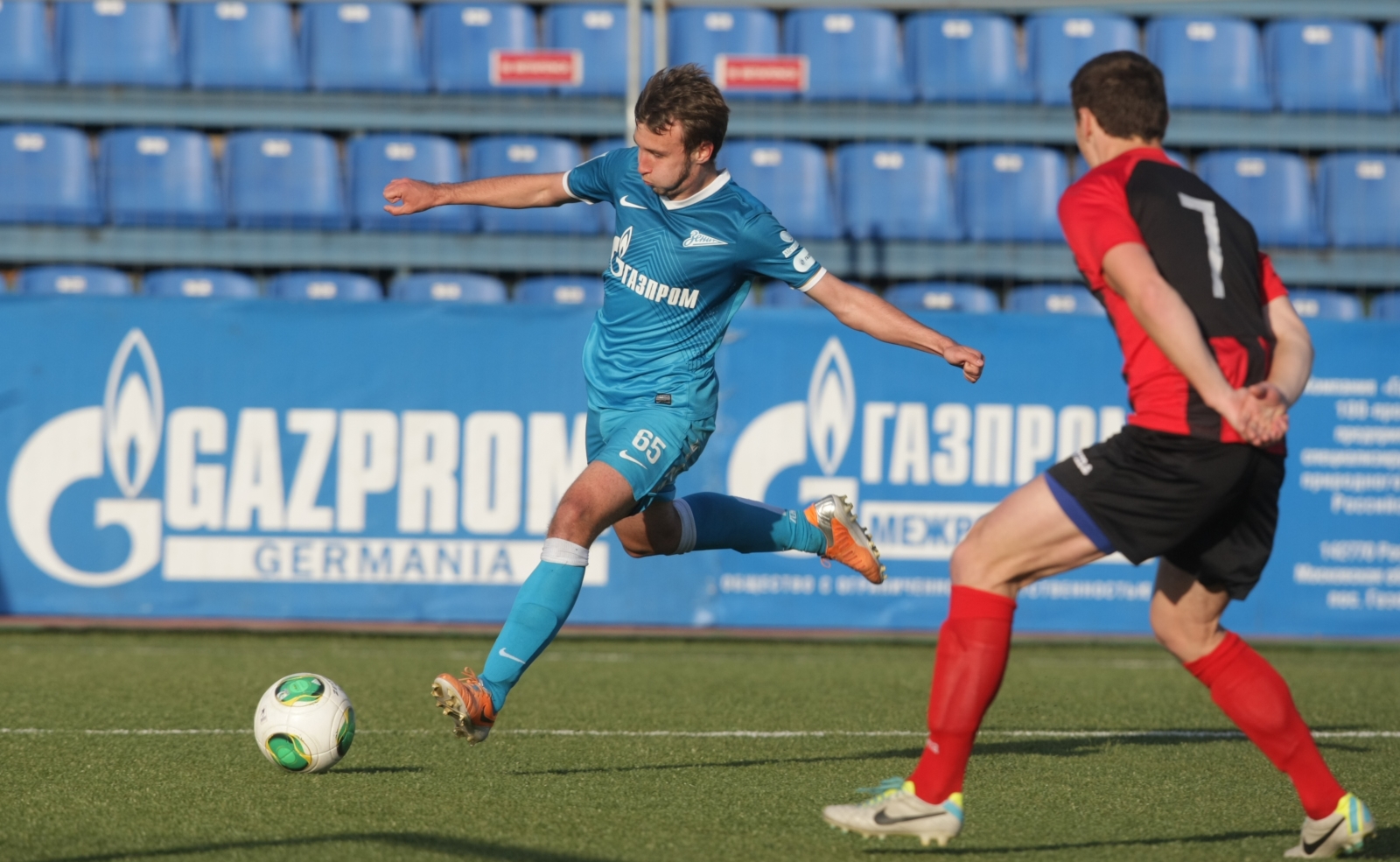 Футбольный матч «Зенит-2» — «Знамя Труда»