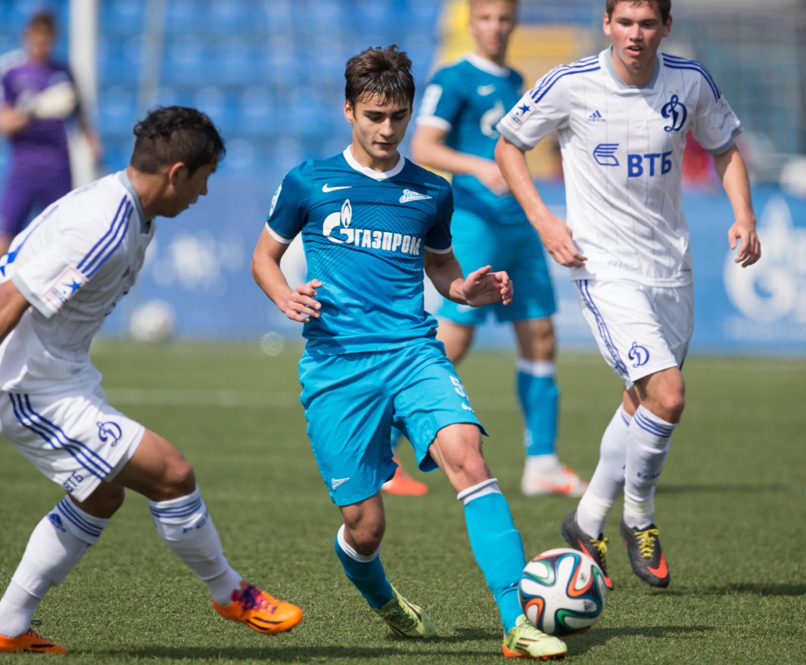 Первенство России среди молодежных команд «Зенит» — «Динамо» (Москва)