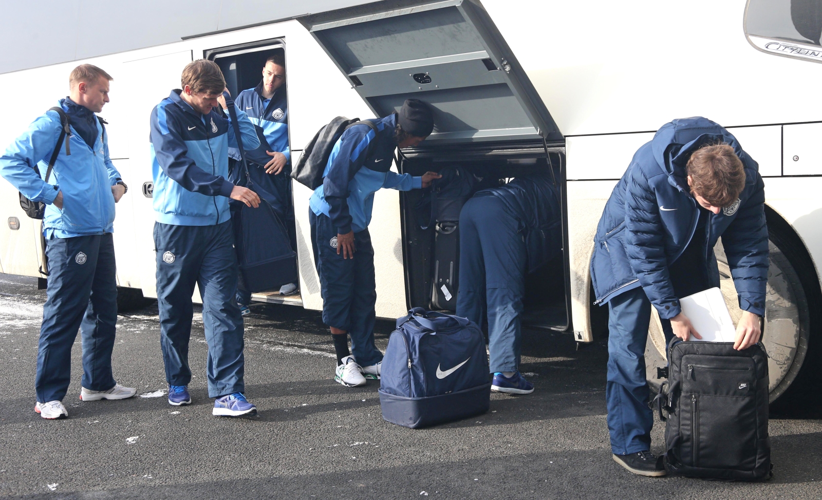 «Зенит» отправился в Швейцарию