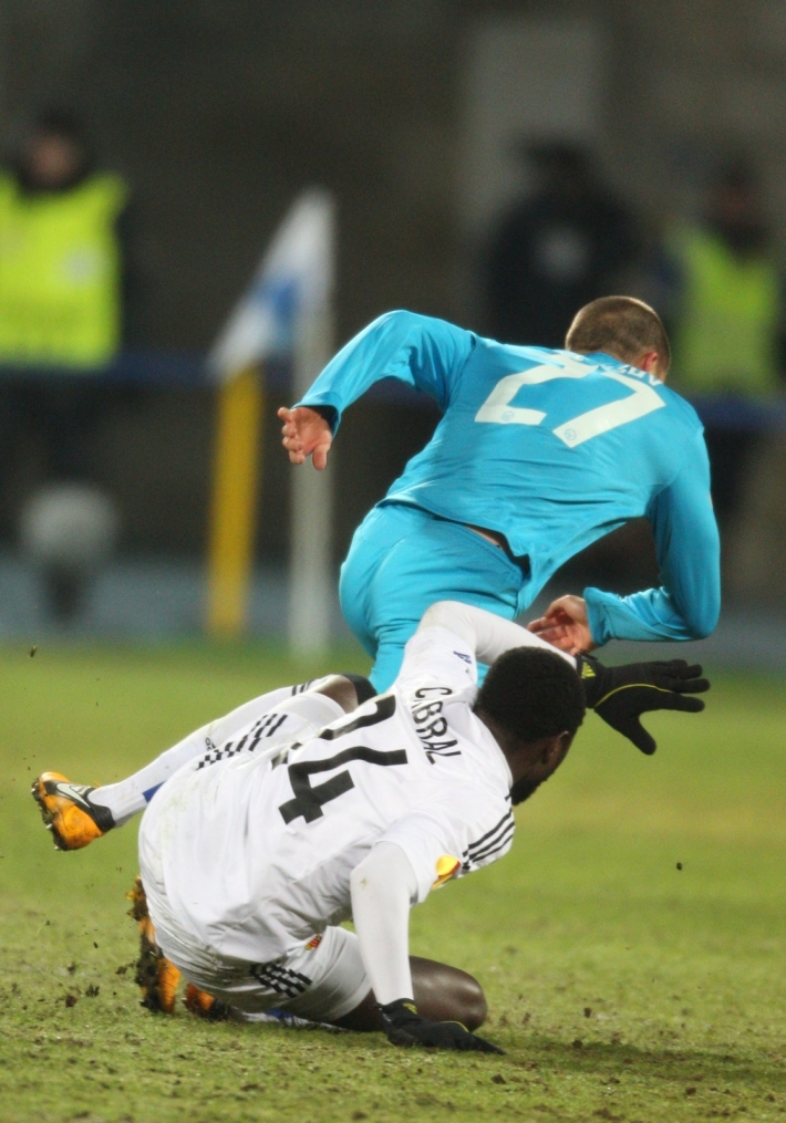 Лига Европы УЕФА 2012/2013, «Зенит» — «Базель»