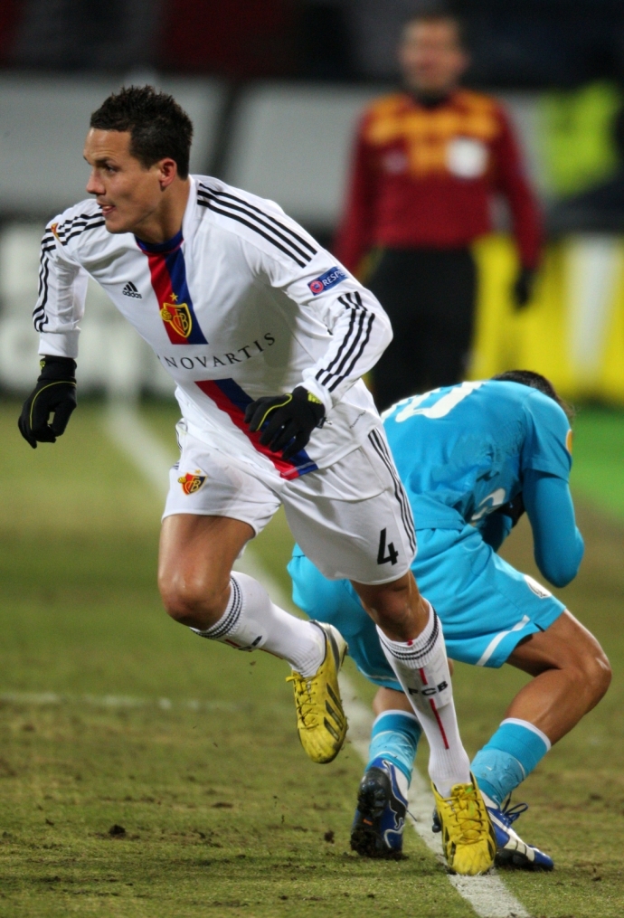 Лига Европы УЕФА 2012/2013, «Зенит» — «Базель»