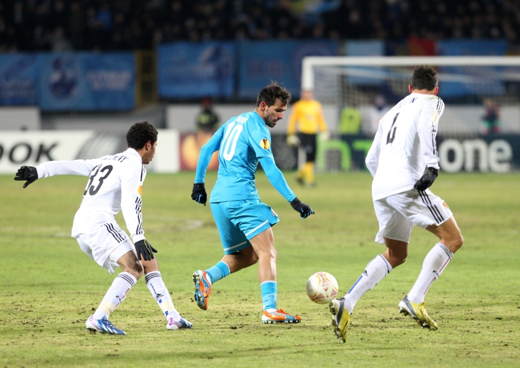 Лига Европы УЕФА 2012/2013, «Зенит» — «Базель»