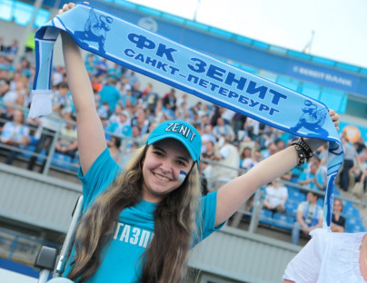 Инвалид-колясочник, болельщица Зенита Алина Шевцова