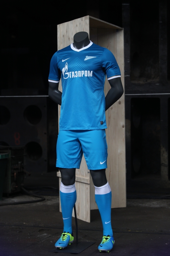 Презентация игровой формы ФК «Зенит» на сезон-2013/14