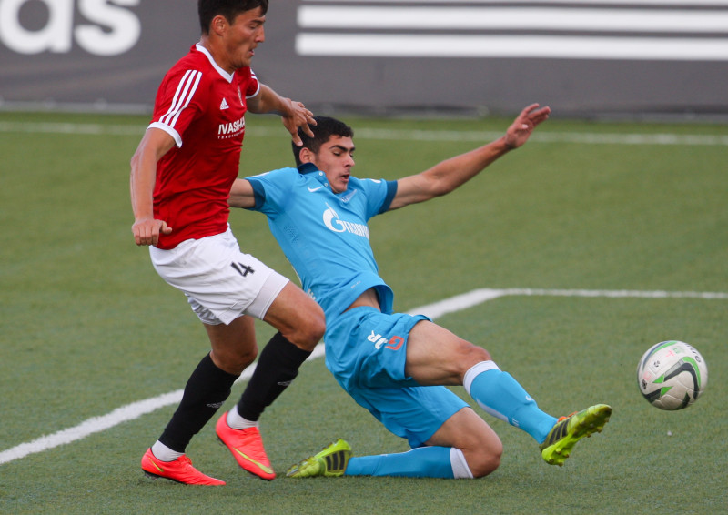 Первенство ПФЛ России, 2014/15, «Текстильщик» — «Зенит»-2