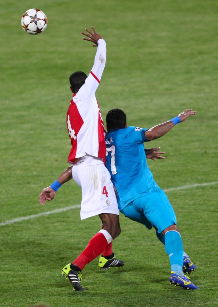 Лига чемпионов УЕФА, 2014/15, «Зенит» — «Стандард»