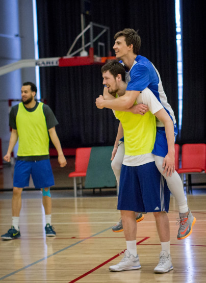 Тренировка основного состава БК «Зенит»