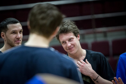 Тренировка основного состава БК «Зенит»