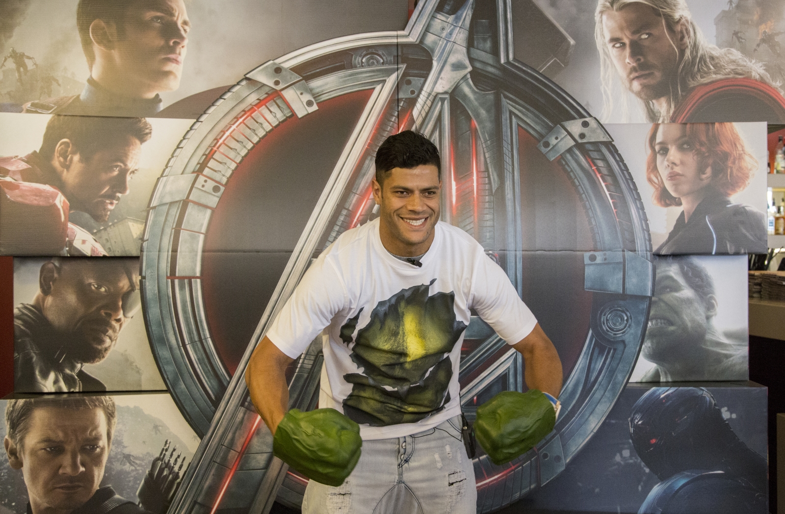 Халк на предпоказе фильма «Мстители»