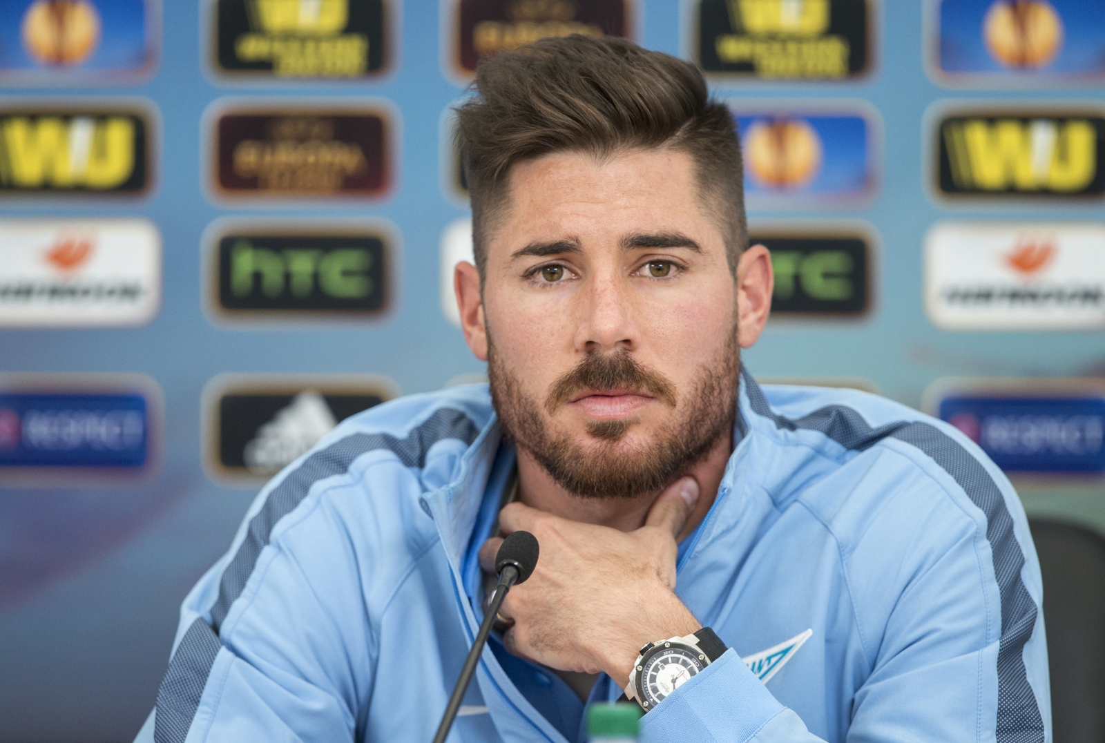 Хави Гарсия, полузащитник ФК «Зенит» на пресс-брифинге перед матчем Лиги Европы УЕФА 1/4 финала, «Зенит» — «Севилья»