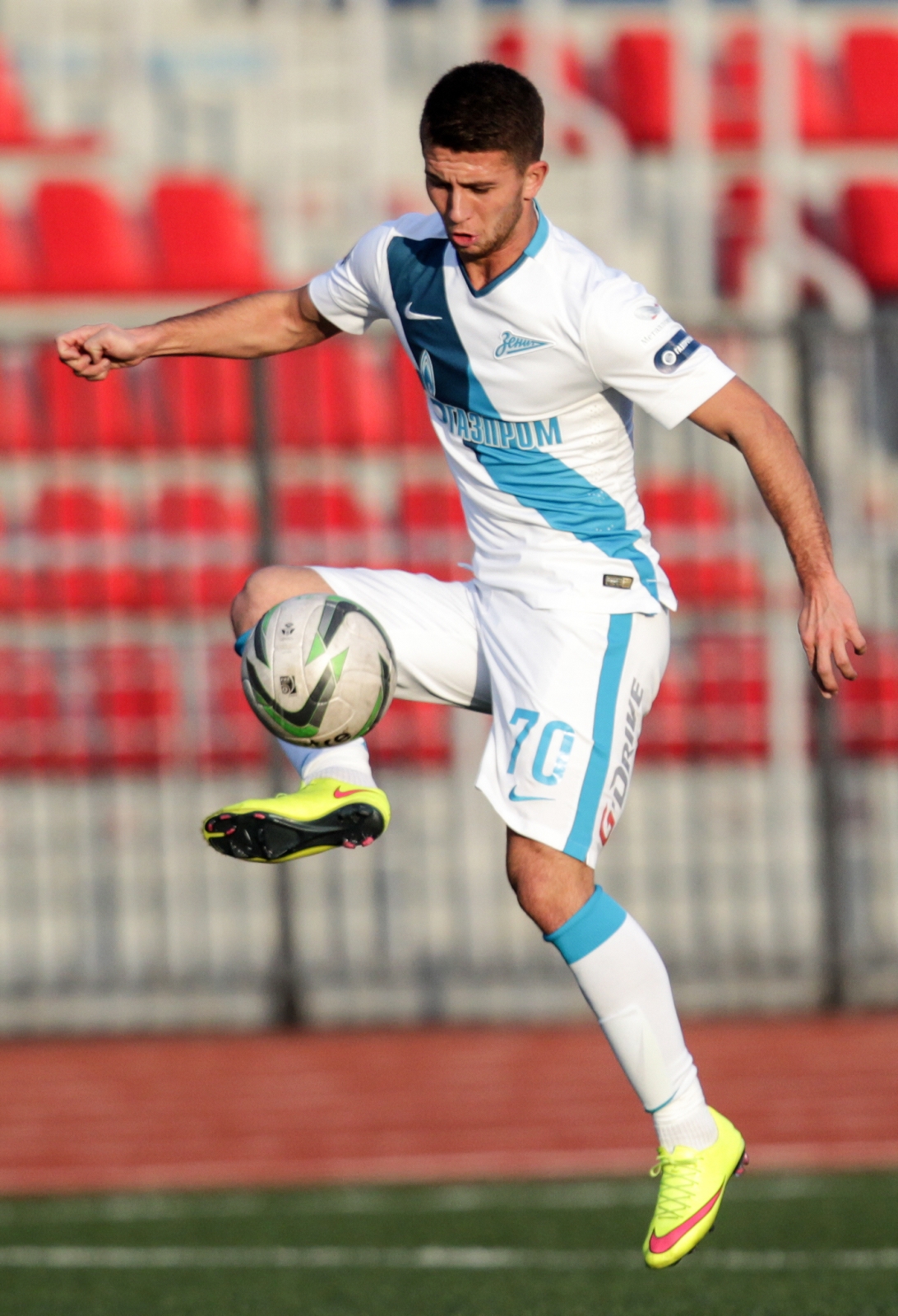 «Долгопрудный» — «Зенит»-2