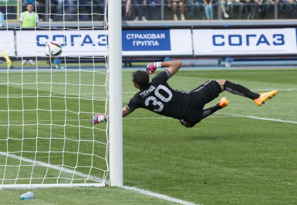 Чемпионат России 2015/2016, «Зенит» — «Динамо»