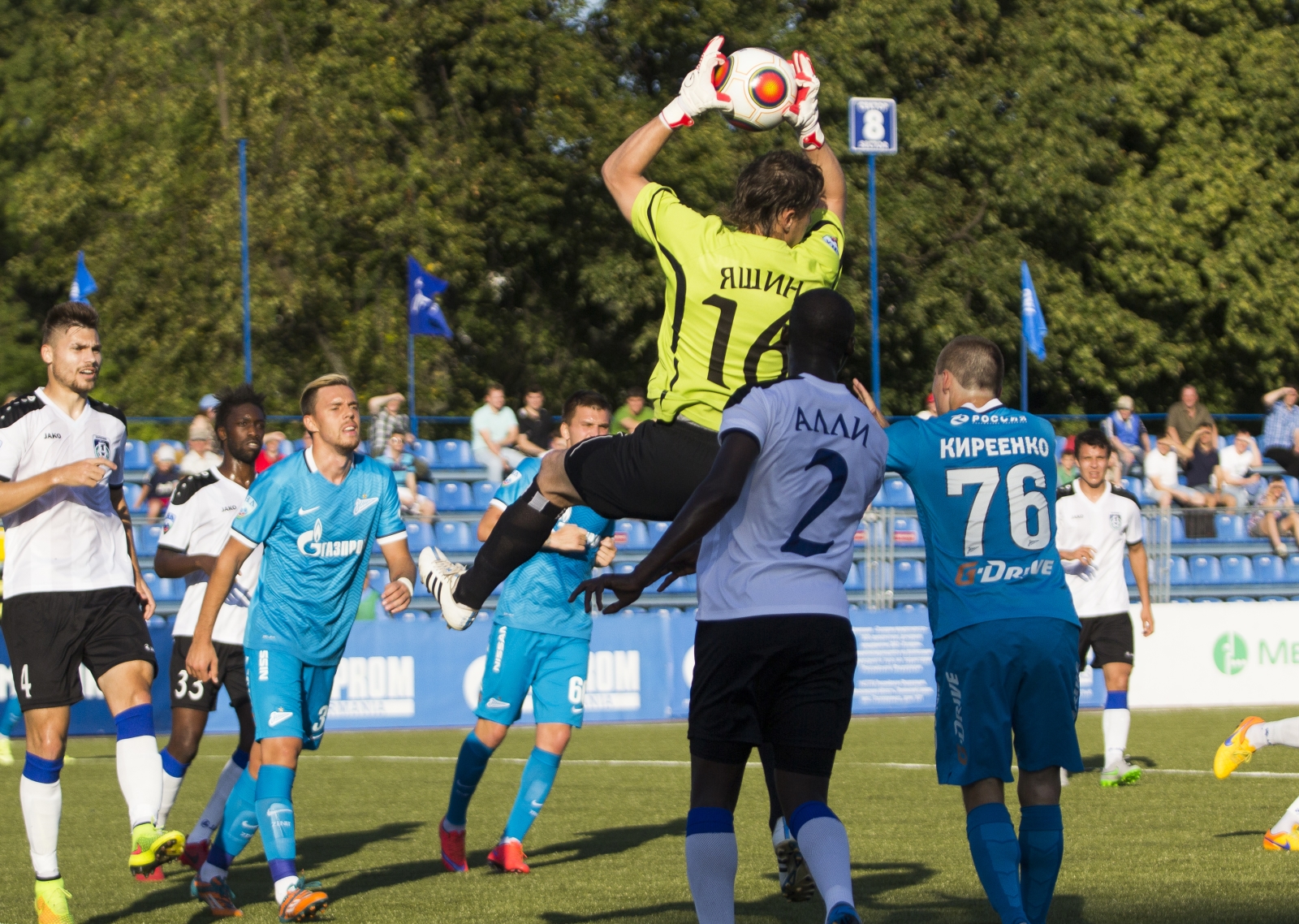 Первенство ФНЛ 2015/16, «Зенит»-2 — «Шинник»