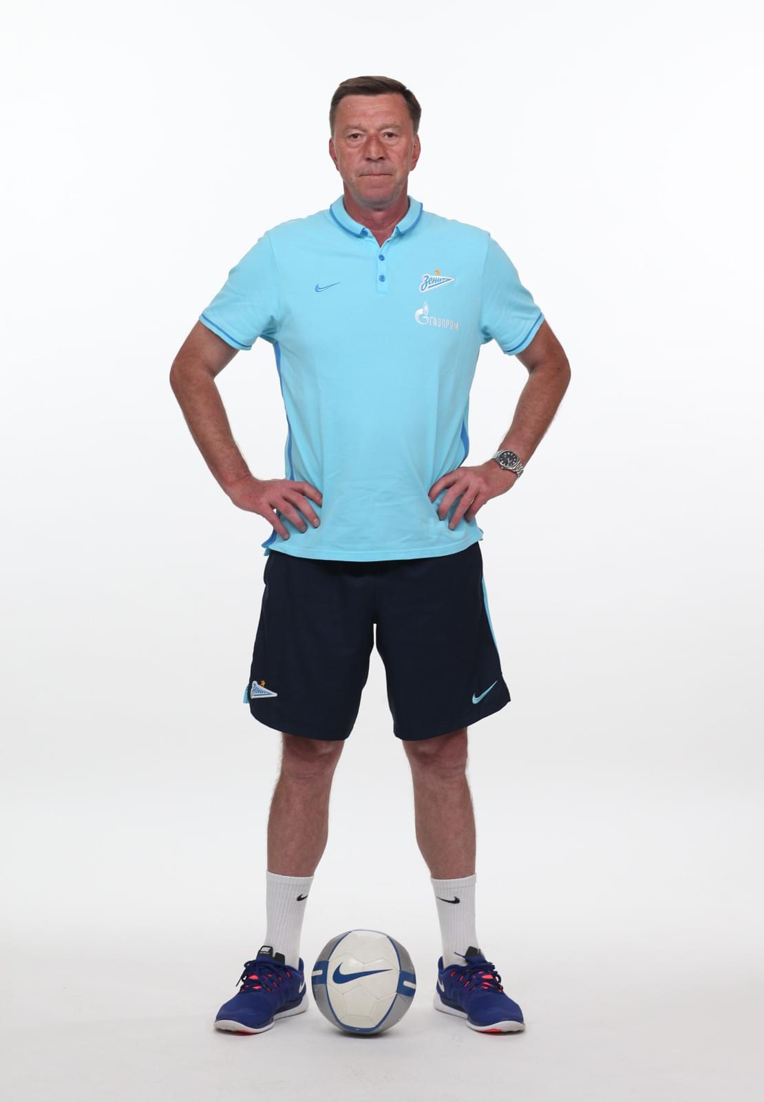 Фотосессия футболистов и тренеров основного состава ФК «Зенит» сезона 2015/2016