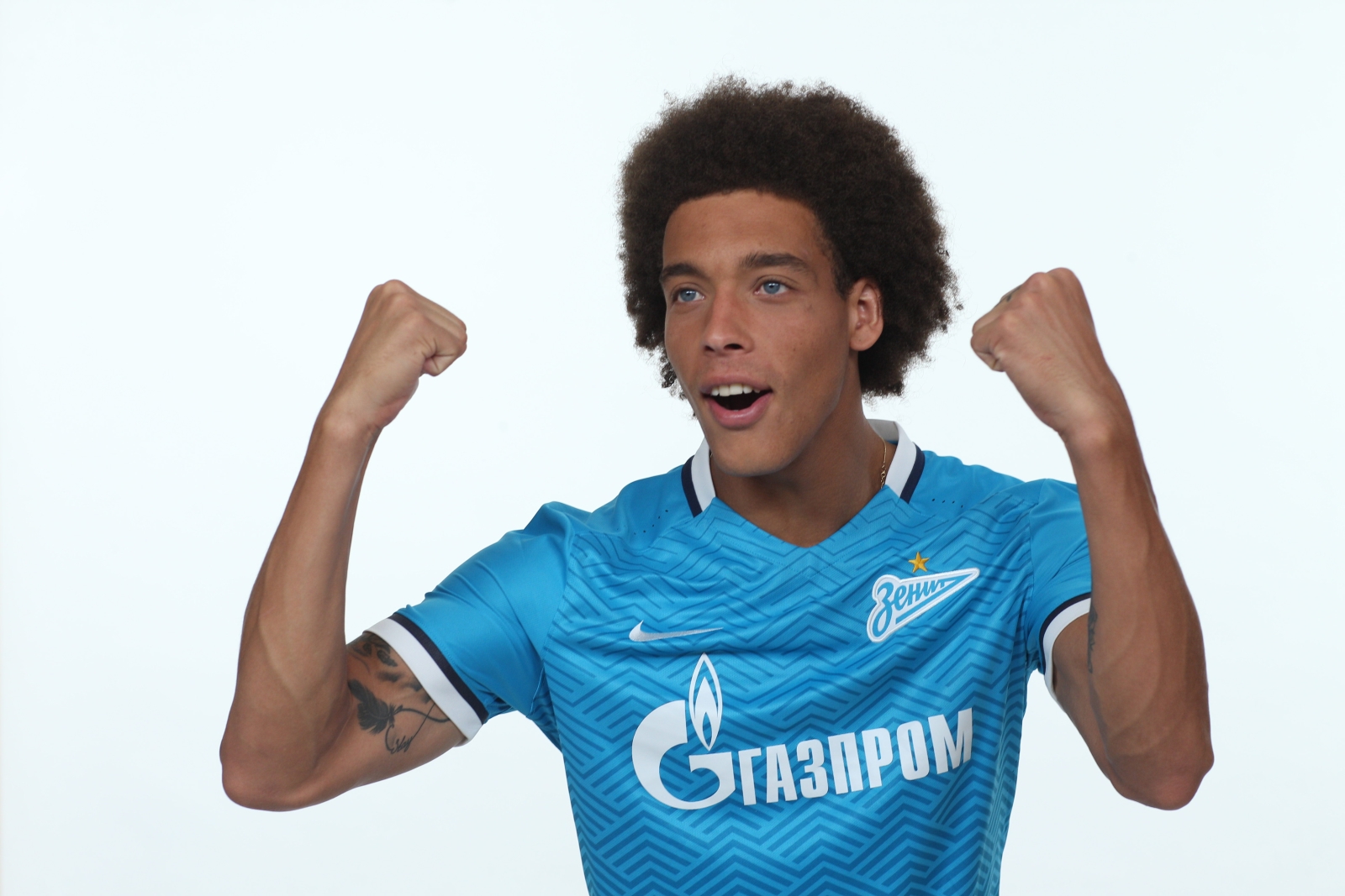 Фотосессия футболистов и тренеров основного состава ФК «Зенит» сезона 2015/2016