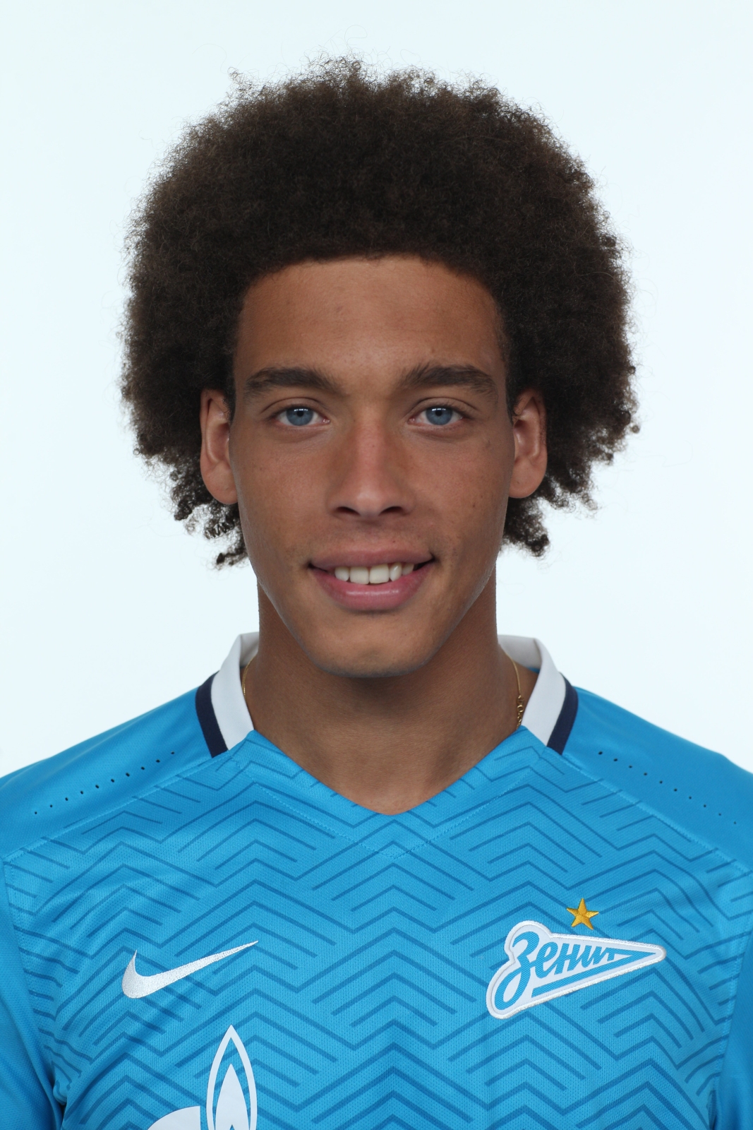 Фотосессия футболистов и тренеров основного состава ФК «Зенит» сезона 2015/2016