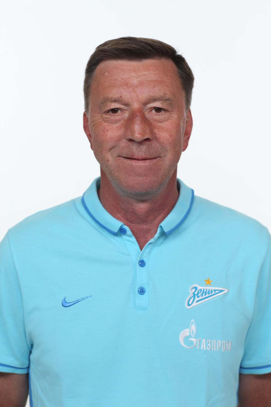 Фотосессия футболистов и тренеров основного состава ФК «Зенит» сезона 2015/2016