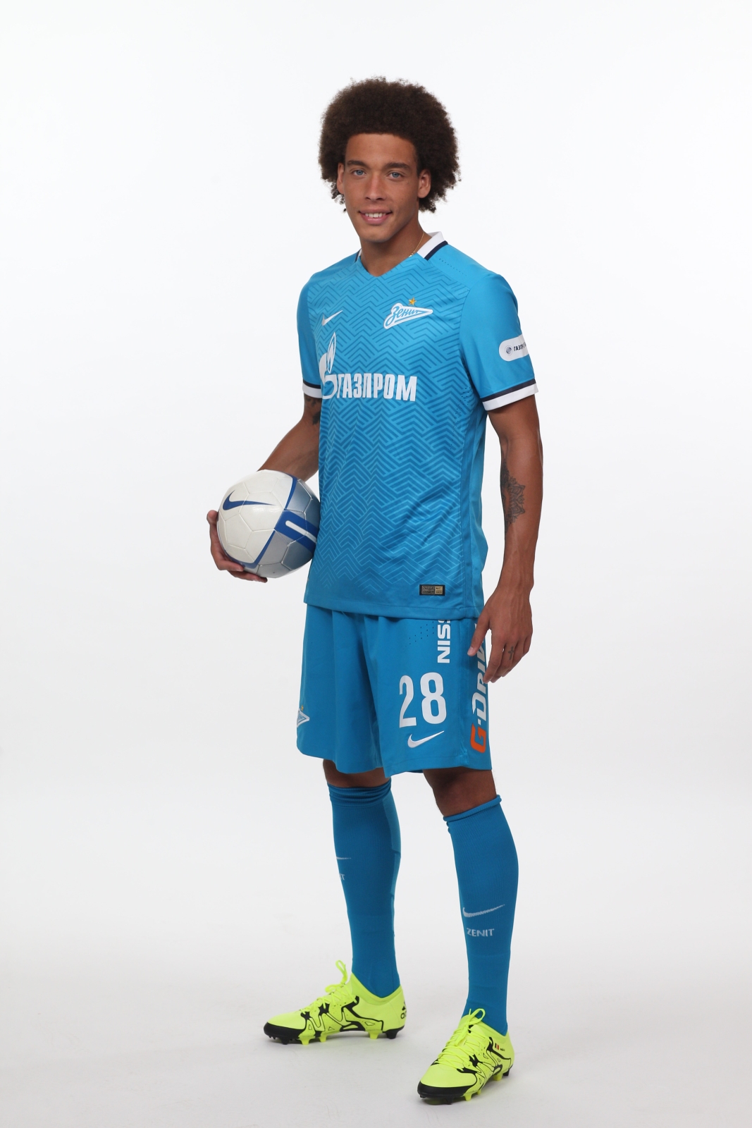 Фотосессия футболистов и тренеров основного состава ФК «Зенит» сезона 2015/2016